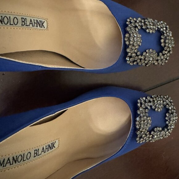 Manolo Blahnik Blue Satin Hangisi Crystal Buckle Pointed Toe Pumps - Picture 6 of 15